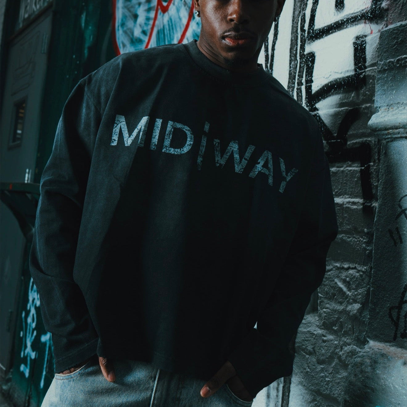 Midway Tee